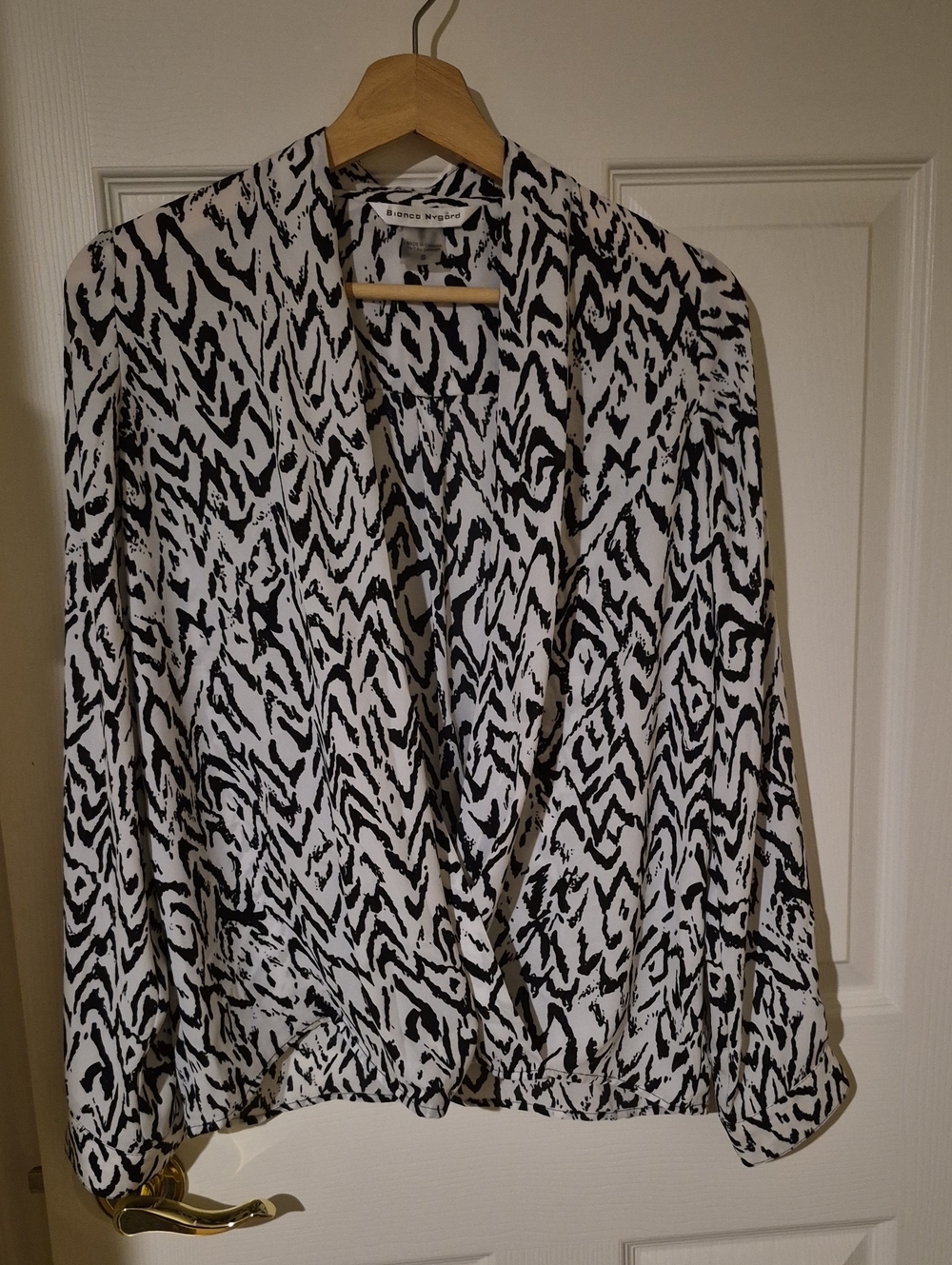 Bianca Nygard Black White Abstract Ikat Print Draped Blouse Top Size Small